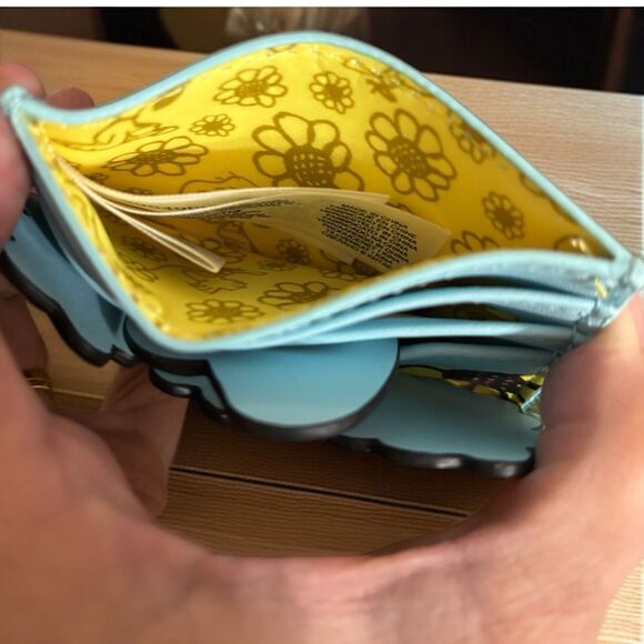 Loungefly Peanuts Snoopy and Woodstock Floral Sunflowers Cardholder NWT - Picture 3 of 4